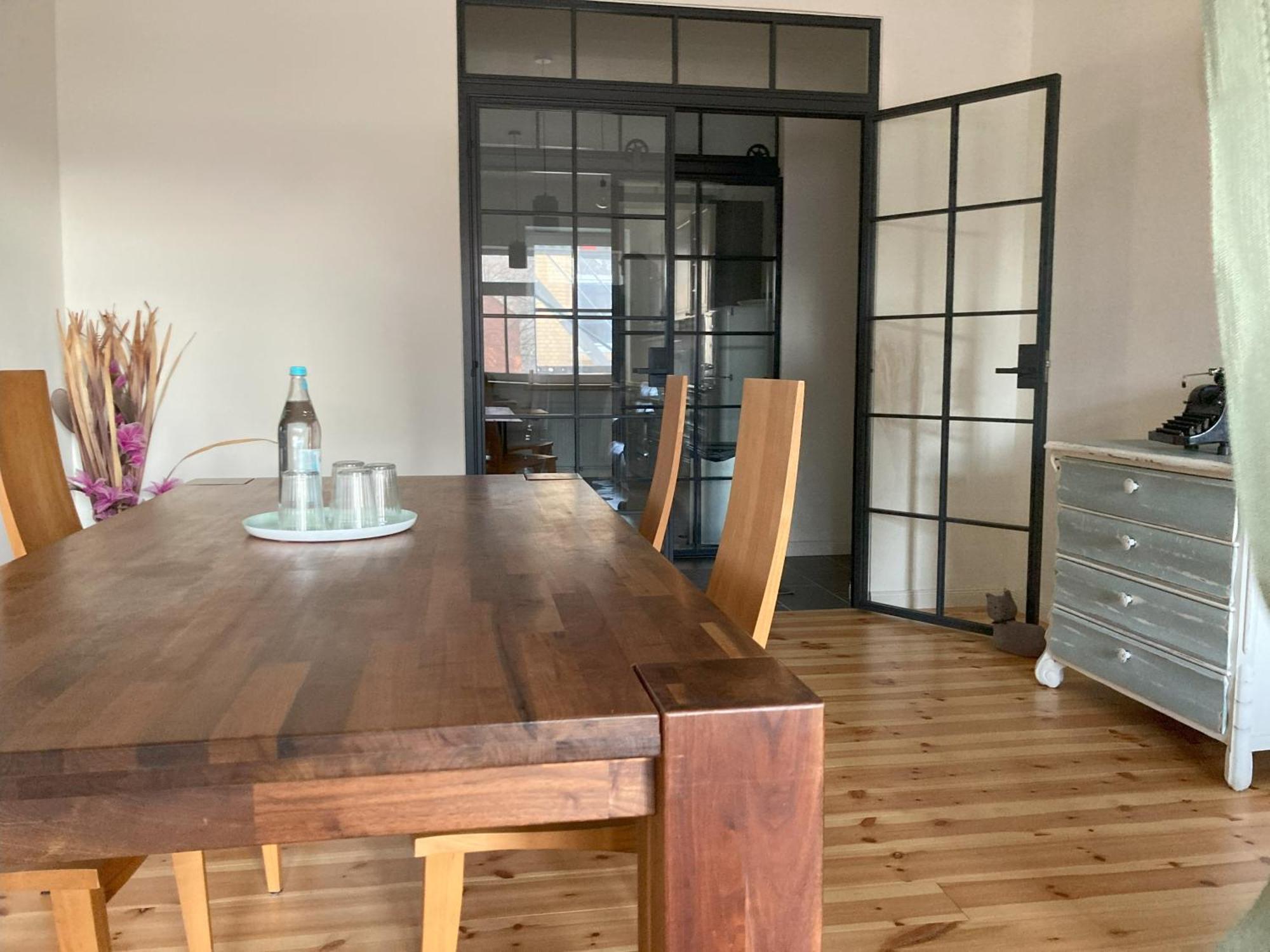Suite-Dreams Apartment - Innenstadt ハノーファー エクステリア 写真